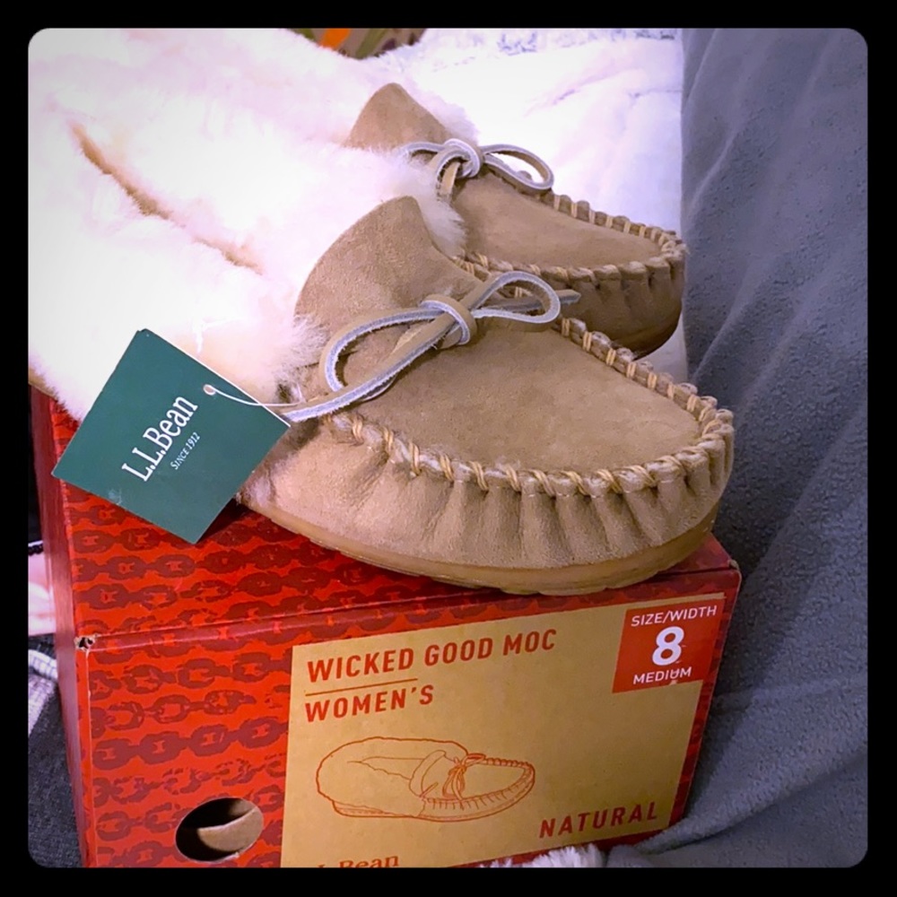 New! LL Bean wicked moccasin authentic slipper
